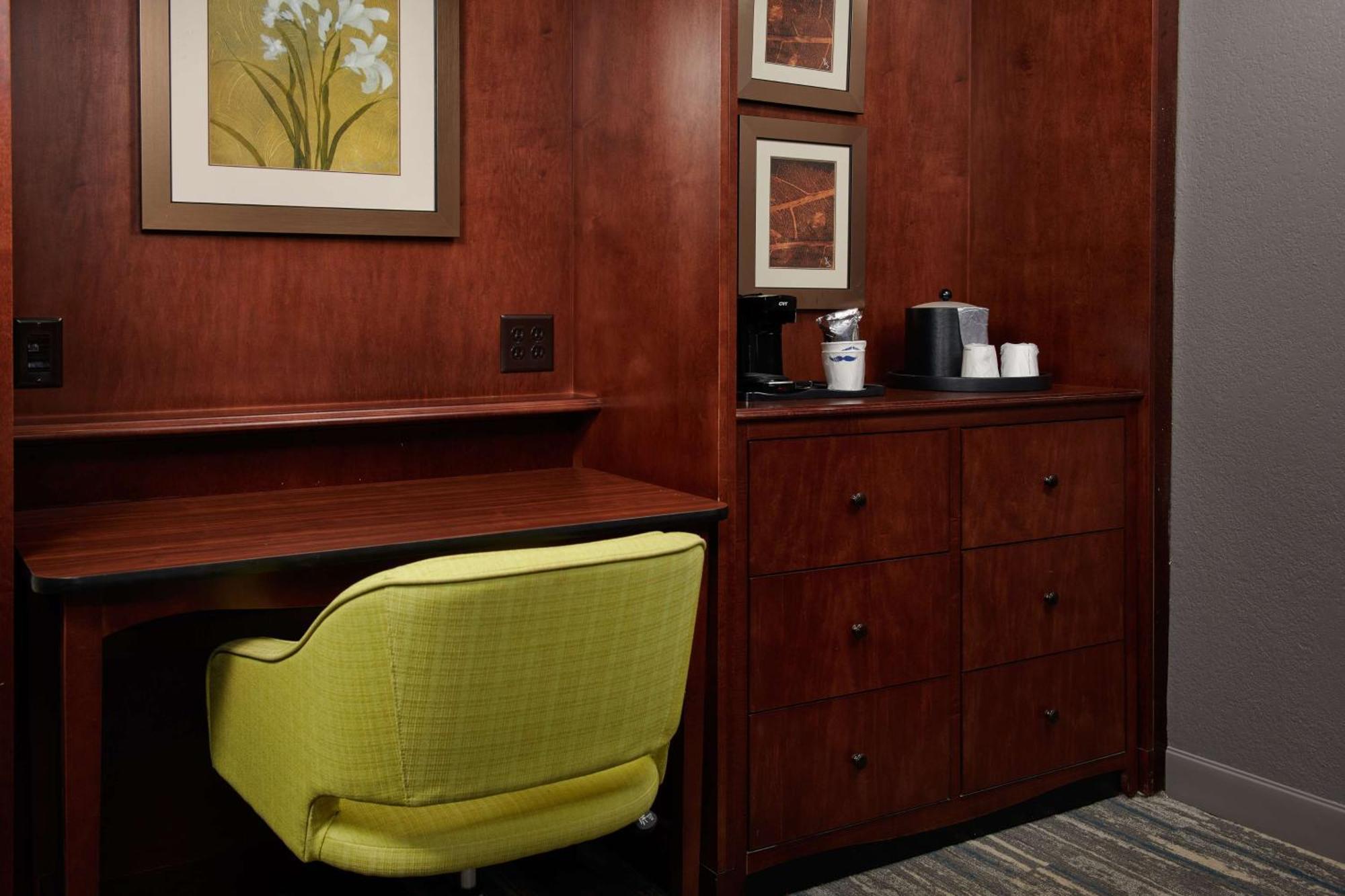 Hampton Inn Atlanta-Cumberland Mall/Cobb Galleria Area Smyrna Exteriör bild